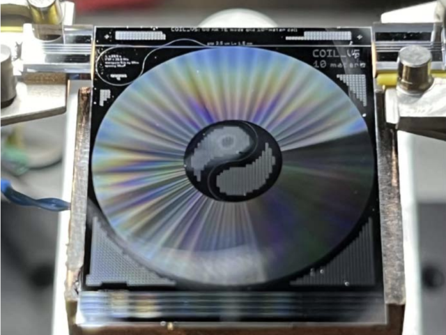 10-meter-coil resonator